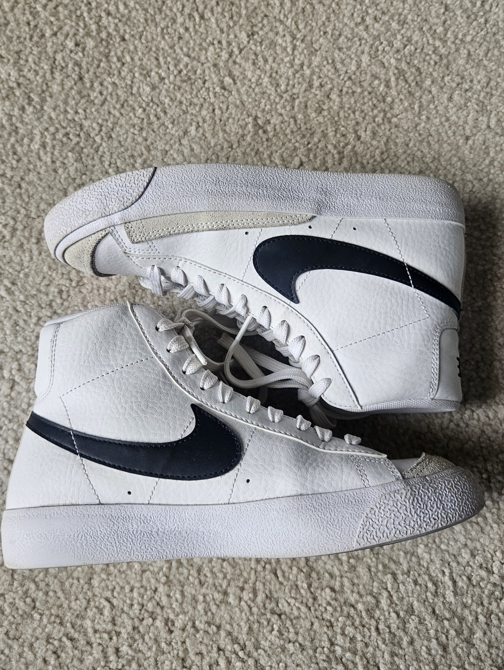 Nike Blazer Mid '77 Vintage Sneakers  High Tops White Black 5.5 Y or Womens 7 - Picture 4 of 10